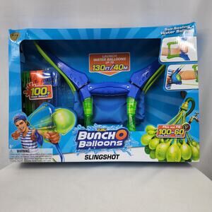 Zuru Bunch O Balloons Slingshot With 100 Self-Sealing Water Balloons